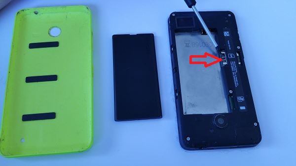 Guide complet de réparation du Nokia Lumia 635